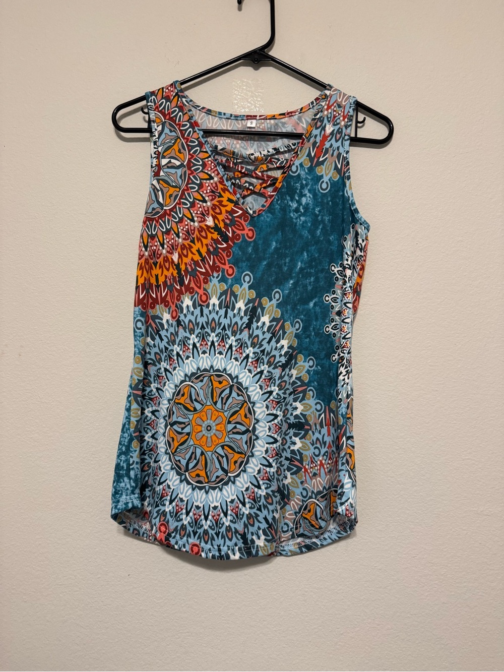 Teal Medallion Print V-Neck Sleeveless Tank Top